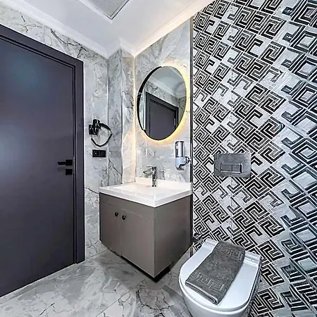 Airgate Hotel